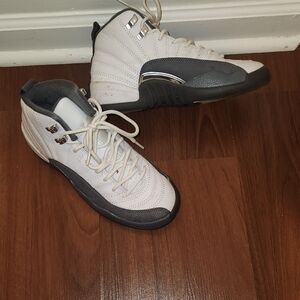 Jordan 12's